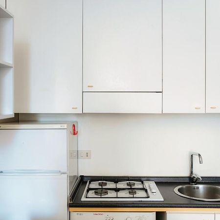 Mazzini Apartment Комо Экстерьер фото